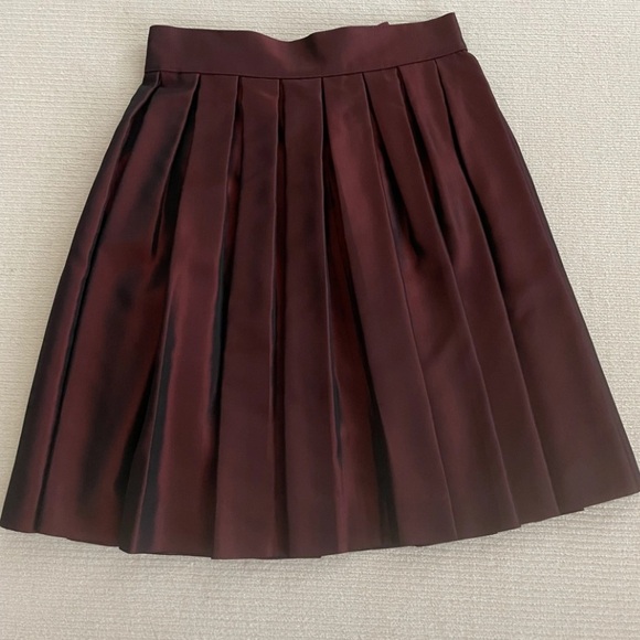Alain Manoukian Burgundy Mid Length Skirt - Picture 6 of 6
